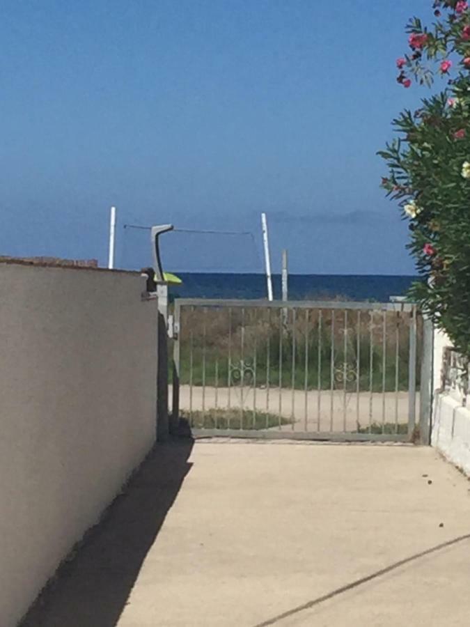 Primera Linea De Playa A 1Km Del Puerto De Dénia Buitenkant foto